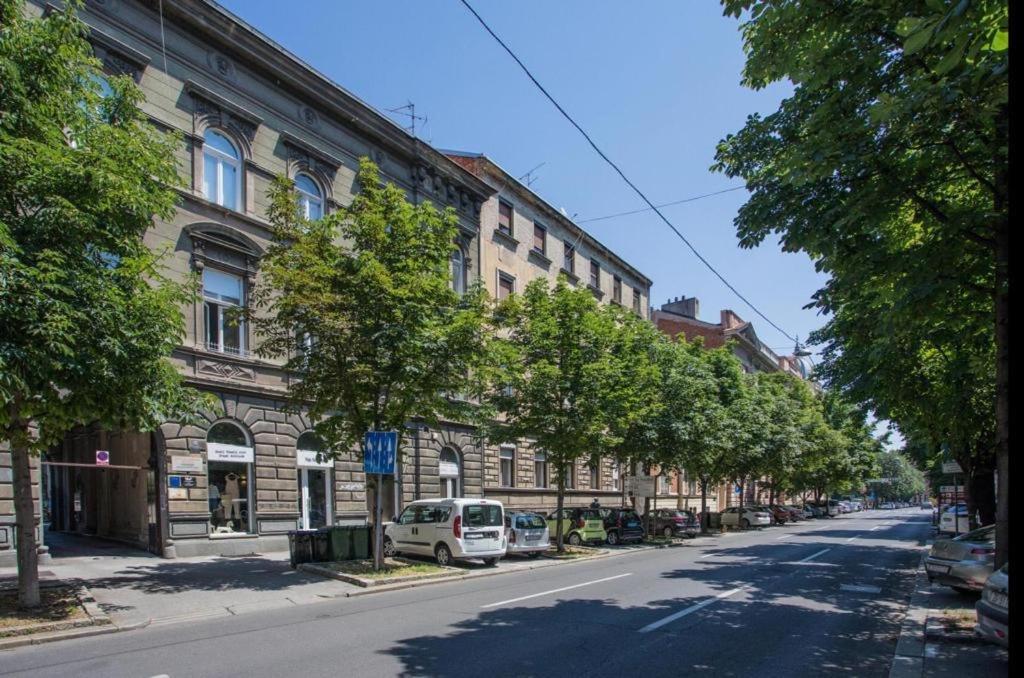 Lux Nice City Center With Private Parking Загреб Екстер'єр фото